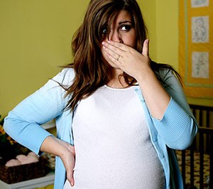 pregnant woman with heartburn